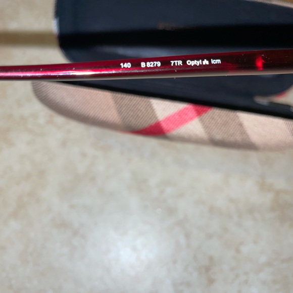 VERY RARE VINTAGE BURBERRY SUNGLASSES - Picture 3 of 6